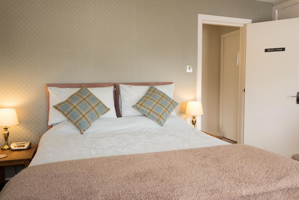 Bwlch Y Fedwen Bed And Breakfast Porthmadog Esterno foto